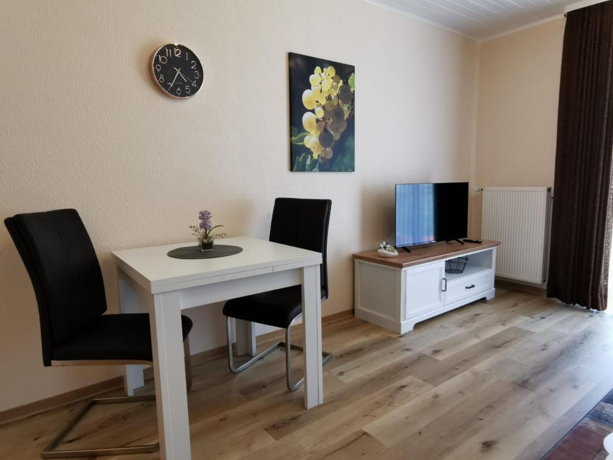 Haus Weingarten Appartements-Zimmer Ernst Bagian luar foto